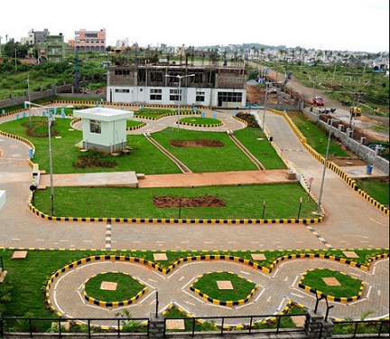 આજથી વાહન રજિસ્ટ્રેશન કરાવવું બનશે મોંઘું, RTOની વિવિધ સેવાની ફીમાં થયો જંગી વધારો