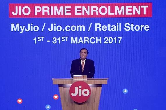 માઈ જિયો એપ, વેબસાઈટ અથવા સ્ટોર દ્વારા આ મેમ્બરશિપ લઈ શકાય છે. જિયો પ્રાઈમ મેમ્બર્સને સમય સમય પર નવી ઓફર્સ મળથી રહેશે. આ ઓફર્સ My Jio એપ દ્વારા મળશે.