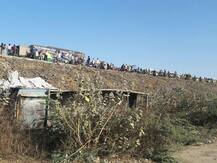 અમદાવાદઃ કર્ણાવતી ક્લબ પાસે લૂંટાઇ ટ્રક, એ જ ટ્રકને થયો અકસ્માત ને લૂંટારુંનું શું થયું?