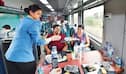 Indian Railways : ভারতীয় রেলে সুরক্ষায় গাফিলতি থেকে খাবার নিয়ে সমস্যা, এই নম্বর দেবে মুহূর্তেই সমাধান, পাবেন ৮ সুবিধা 