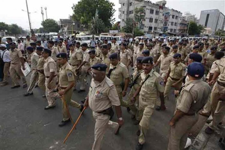 'Conspiracy to terrorize Gujarat to take revenge of Godhra', big revelation of ISIS terrorist Shahnawaz ગોધરાકાંડનો બદલો લેવા ગુજરાતમાં આતંક ફેલાવવાનાં ષડયંત્રનો પર્દાફાશ, ISISના આતંકવાદી શાહનવાઝનો મોટો ઘટસ્ફોટ