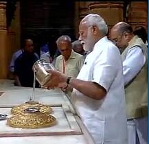 PM બન્યા બાદ મોદી પ્રથમવાર સોમનાથમાં, કહ્યું- રાજ્યના દરિયાકિનારે 45 હજાર કરોડનું મૂડી રોકાણ કરાશે