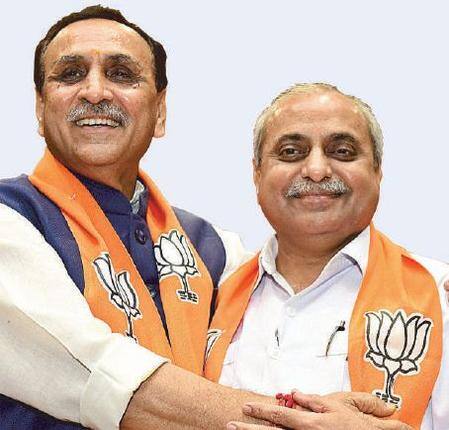 ગાંધીનગર: સરકારે ફિક્સ વેતન નીતિમાં વેતનદરમાં વધારો કર્યા બાદ તમામ કર્મચારીઓને પ્રોવિડન્ટ ફંડનો લાભ આપવા નિર્ણય કર્યો છે. શ્રમ અને રોજગાર વિભાગે રાજ્ય સરકારને આધિન તમામ વિભાગો, બોર્ડ- કોર્પોરેશન, સહકારી સંસ્થાઓ, સ્થાનિક સ્વરાજ્યની સંસ્થાઓથી લઈને તમામ પ્રકારની ગ્રાન્ટ પર નભતી સંસ્થાઓમાં તેનો અમલ કરવા સ્પષ્ટ આદેશ કર્યો છે. 