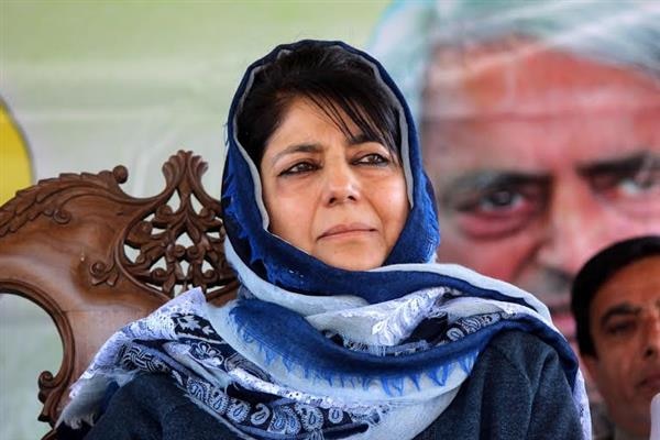Jammu Kashmir: PDP Chief Mehbooba Mufti Recommends Resuming Talks With Pakistan, BJP Opposes Suggestion PM Modi J&K Meet: PDP Chief Mehbooba Mufti Recommends Resuming Talks With Pakistan, BJP Opposes Suggestion