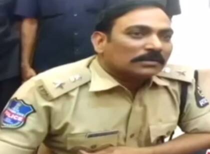 પીડિતાએ જણાવ્યું કે, લગ્ન થયા ત્યારથી જ સલીમ અને તેની માતા નૂરજહાં દહેજ માટે ત્રાસ આપતા હતા. પોતાના પર થતાં અત્યાચારની જાણ પીડિતાએ સસરાના પરિવારને પણ જણાવી હતી પરંતુ કોઇએ તેની મદદ કરી નહોતી. 