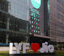 Jioમાં તમારો કાયમી નંબર પોર્ટ કરાવતા પહેલા જાણો આ નફા-નુકસાન