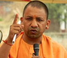 ‘કિસી ગુંડે કો CM બનાયા જા સકતા હૈ તો દાઉદ CBI કા ડિરેક્ટર હોના ચાહિયે’, યોગી વિશે કઈ ફિલ્મી હસ્તીએ કરી આ અને બીજી ગંદી કોમેન્ટ?