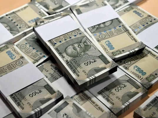 RBI Report: every 3rd banknote in circulation is a 500 note चलन में प्रत्येक बैंकनोट में हर तीसरा नोट 500 रुपये का, जानिए किस साल कितने नोटों की हुई छपाई