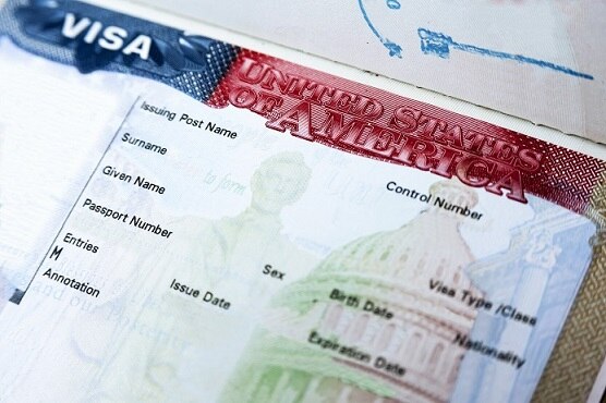 US Visas  : NRI, Migrate need to travel to United States be Prepared for 3 year wait for visa US Visas Update : અમેરિકા જવા ઈચ્છુકો માટે માઠા સમાચાર, કરવો પડશે આટલા વર્ષોનો ઈંતજાર