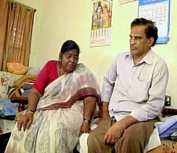 પરિવારમાં શશિકલાના માતાપિતાએ શંકા વ્યક્ત કરી છે કે તેમના જમાઈના લગ્નેતર સંબંધોના કારણે તેમની દીકરી અને ભાણિયાની હત્યા થઈ છે. શશિકલાના માતાપિતાએ કહ્યું હતું કે, અમારા જમાઈના બીજી પરસ્ત્રી સાથે અફેરના કારણે દીકરી અને ભાણિયાની હત્યા કરવામાં આવી છે. તેમના જમાઈનું નામ નારા હનુમંત રાવ છે.