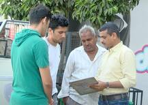 અમદાવાદઃ \'નદીમાં પડવા જઈએ છીએ\' કહી દરવાજાને મારી દીધી સ્ટોપર, સાબરમતીમાંથી મળી દંપતીની લાશ