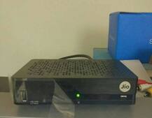 રિલાયન્સ Jio ટૂંકમાં જ લાવી શકે છે DTH સર્વિસ, લીક થઈ સેટ ટોપ બોક્સની તસવીરો