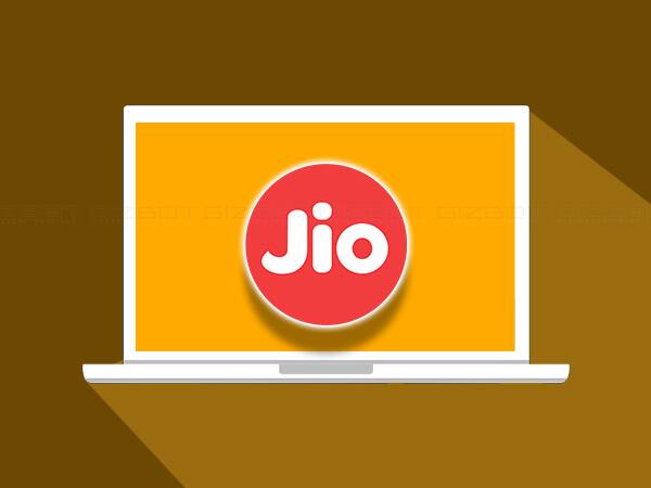  જિઓ આ ઉપરાંત ડીટીએચ સેવા લાવવાની તૈયારીમાં છે. આ પહેલા કંપની સ્માર્ટપોનથી લઈને વાઈ-ફાઈ રાઉટર રજૂ કરી ચૂકી છે. મીડિયા અહેવાલ અનુસાર રિલાયન્સ ટૂંકમાં જ બજારમાં જિઓ બ્રાન્ડેડ લેપટોપ રજૂ કરશે. આ લેપટોપમાં એક સિમ સ્લોટ પણ હશે જેમાં તમે જિઓ સિમ લગાવી શકશો. શક્યતા છે કે, 4જી લેપટોપના નિર્માણનું કામ Foxconn કરશે.