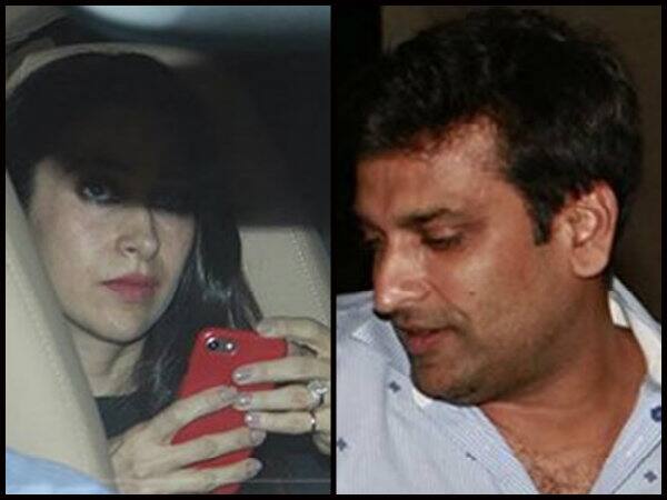 કરિશ્મા પણ મુંબઈના બિઝનેસમેન સંદિપ તોશનીવાલ સાથે રિલેશનશીપમાં છે, તે બંને ફેમિલી ફંકશનમાં સાથે દેખાયા છે. 