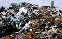 જૂની કાર અને ફ્રિઝના બદલામાં સરકાર આપશે રૂપિયા, ટૂંકમાં આવશે રિસાઈકલિંગ પોલિસી