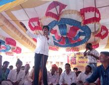 ‘નવઘણના ભાલે બેઠેલી માતાના આશીર્વાદ મળી જાય તો દિલ્હીની ગાદી સર કરતાં આપણને કોઇ નહી રોકી શકે’