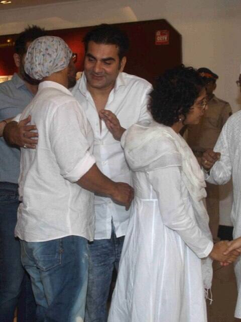 Bollywood actor Aamir Khan with his wife and filmmaker Kiran Rao and Arbaaz Khanduring the prayer meeting for late veteran actor Vinod Khanna in Mumbai, India on May 3, 2017. (Pravin Utturkar/SOLARIS IMAGES)