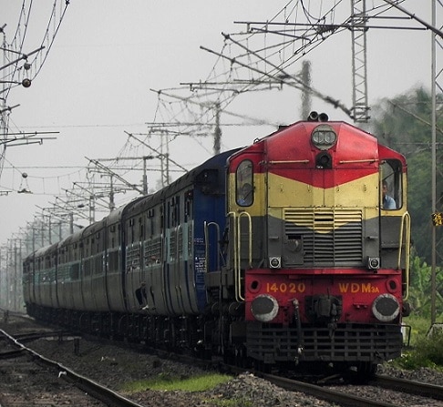 40 train cancelled due to farm stir in Uttar Pradesh s Moradabad 40 Train Cancelled: मुरादाबाद मंडल से गुजरने वाली 40 ट्रेने रद्द, जानें- क्या है मामला