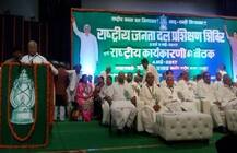 ગૌરક્ષાના નામે મુસ્લિમોને હેરાન કરે છે ભાજપ, BJPના લોકોના ઘર આગળ ઘરડી ગાય બાંધી જુઓઃ લાલુ