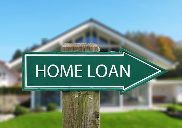 Bajaj Housing Finance Offers Home Loan at RBI repo rate linked in New Year, Know details here Home Loan at Repo Rate: जिनका सिबिल स्कोर है बेहद ज्यादा, उन्हें बजाज हाउसिंग फाइनैंस नए साल में देगा सबसे सस्ता होम लोन