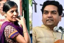 કેજરીવાલના સમર્થનમાં આવી તેમની પત્ની, કહ્યું- \'મારા જીજાજી હવે આ દુનિયામાં નથી રહ્યા\'