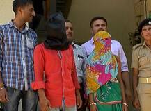  અમદાવાદઃ યુવકે પત્નિને પકડી અન્ય યુવક સાથે, તેની સાથે બે વાર અકુદરતી સેક્સ માણીને પછી શું કર્યું ?