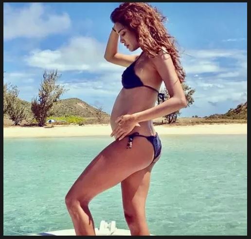  આ પ્રેગનેંટ અભિનેત્રીએ મેગેઝિન કવર માટે કરાવ્યું બોલ્ડ ફોટોશૂટ, જુઓ તસવીરો 