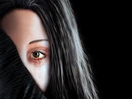 આ વાત ફેબ્રુઆરી-2017ની છે ને તે પછી આ યુવા નેતા કામનાં કારણે નથી મળી શકાતું તેમ કહીને આ પરણિત યુવતીને ટાળતા હતા. છેલ્લી વાર બન્ને વચ્ચે ફેબ્રુઆરી મહિનામાં શારીરિક સંબંધો બંધાયા હતા. એ વખતે સેક્સ માણ્યા પછી યુવા નેતાએ આ યુવતીનાં ફોન કે મેસેજનો જવાબ આપવાનો બંધ કરી દીધા હતા. છેલ્લા ઘણા દિવસોથી આ યુવા નેતા ભોગ બનનાર મહિલાનાં ઘર પાસે કોઈને મોકલીને કાચની બોટલો ફેંકાવે છે અને ફોન ઉપર ધમકી અપાવે છે. યુવતી જો ફોન કે મેસેજ બંધ નહીં કરે તો પાણીની બોટલની જગ્યાએ એસીડની બોટલો આવશે અને તું કે તારું ફેમીલી જીવતું નહીં રહે તેવી ધમકી આપે છે તેવો આક્ષેપ પણ કરાયો છે.