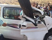 ભરૂચ: ઝાડ સાથે કાર અથડાતા ભયાનક અકસ્માત, બાળક સહિત ત્રણનાં મોત