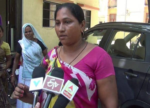 પરિવારજનોએ આક્ષેપ કર્યો છે કે યુવાન સાહબાઝ આ રેશમાના એકતરફી પ્રેમમાં પાગલ હતો અને અવારનવાર તેણીને હેરાન પરેશાન કરતો હતો. જેનાથી યુવતી ત્રસ્ત હતી, પરંતુ ડરના કારણે કોઈને કહી શકતી ન હતી અને આક્ષેપ કર્યો છે કે, એકતરફી પ્રેમમાં અંધ યુવાને રેશ્માને નદી પાસે લઈ જઈને ધક્કો મારી હત્યા કરી છે.