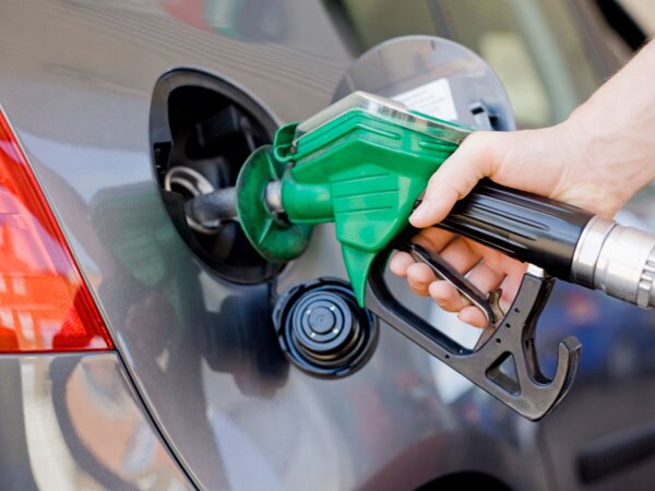 Petrol-Disel Price Today 14 june petrol disel price hiked once again today know price in your city Petrol-Disel Price Today : देशात इंधनदरवाढीचं सत्र सुरु, मुंबईत पेट्रोल शंभरीपार, इतर शहरांत स्थिती काय?