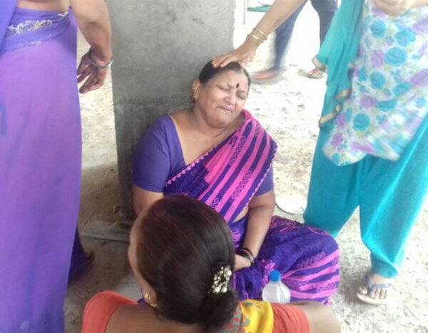 નિમીષાનો પતિ મિલન રાવ લેબ ટેક્નિશિયન છે. તેણે વાત કરવાના બહાને ક્રિષ્ણાને મળવા બોલાવેલો. મંગળવારે રાત્રે ક્રિષ્નાએ માતાને ફોન કરીને એવું કહ્યું હતું કે, નિમિષાના પિતાને હાર્ટ એટેક આવ્યો હોવાથી કડીથી વડોદરા આવું છું અને નિમિષાને લઈને કડી જઈશ. જો કે ક્રિષ્ના કડી ગયો જ ન હતો અને વડોદરામાં જ હતો 