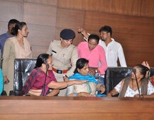 મહેસાણાઃ ‘પાટીદારોએ ટિકિટ લેવા શહીદ નિષીથ પટેલની તસવીર પર હાથ મૂકીને ભાજપમાં નહીં જોડાવાના સોગંધ લીધા હતા’