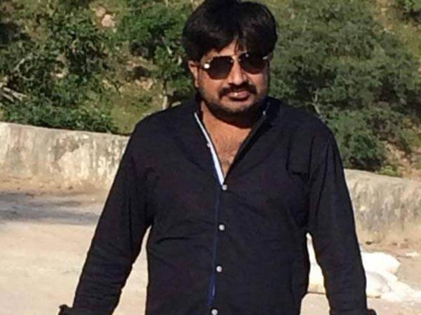 પોલીસે મૃતકના પરિવારના તમામ સભ્યોના મોબાઇલની કોલ ડિટેલ, લોકેશન તેમજ બાતમીદારોના સંપર્કથી અરજીને સમર્થન મળતા યુવતીના પરિવારના પુરુષોને નિવેદન માટે બુધવારે ક્રાઇમબ્રાન્ચ બોલાવ્યા હતા. પૂછપરછમાં યુવતીની હત્યા ગોળી મારીને નહીં પરંતુ ઝેર પાઇને કરી હોવાની કેફિયત આપી હતી. 