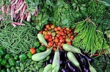 Vegetable Price: தக்காளி விலை எவ்வளவு குறைஞ்சுது? இன்றைய காய்கறி விலை நிலவரம் க்ளியர் லிஸ்ட் இங்கே..
