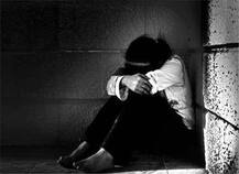 જૂનાગઢઃ પત્નિને પતિએ જ નાના ભાઈ, મિત્ર સાથે સેક્સની પાડી ફરજ, પછી ગુપ્તાંગ પર મારી દીધા ટાંકા...