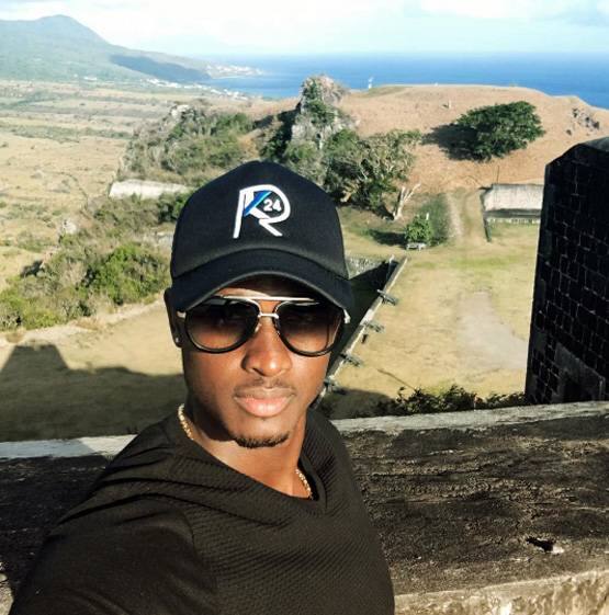 ઇન્સ્ટાગ્રામ પર જેસનના 56 હજારથી વધુ ફોલોઅર્સ છે. જ્યારે ટ્વિટર પર જેસનના લગભગ 36 હજાર ફોલોઅર્સ છે. 