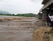 માઉન્ટ આબુમાં મુશળધાર 12 ઇંચ વરસાદ, અમીરગઢમાં ભારે વરસાદને પગલે 15 ગામો એલર્ટ પર