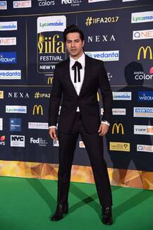 IIFA 2017: શાહિદ બેસ્ટ એક્ટર તો આલિયાને બેસ્ટ એક્ટ્રેસનો એવોર્ડ મળ્યો...