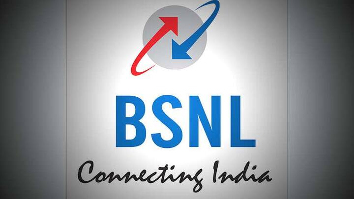 BSNL યૂઝર્સને 333 રૂપિયાના પ્લાનમાં રોજના 3GB 3G ડેટા આપી રહ્યું છે, આની વેલિડિટી 90 દિવસની છે. આ ઉપરાંત 444 રૂપિયાના પ્લાનમાં રોજનો 4GB ડેટા આપવામાં આવી રહ્યો છે. આની વેલિડિટી 90 દિવસની છે. BSNLના 666 રૂપિયાના પ્લાનમાં રોજના 2GB 3G ડેટા આપવામાં આવી રહ્યો છે. આની સાથે અનલિમિટેડ વૉઇસ કૉલિંગની સુવિધા પણ આપવામાં આવી રહી છે. 666 રૂપિયાના પેકની વેલિડિટી 60 દિવસની છે.