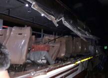 હળવદઃ ટ્રકે બસને મારી ભયંકર ટક્કર, એક આખી સાઈડ ચીરી નાંખતાં કંટક્ટર સહિત 4નાં મોત