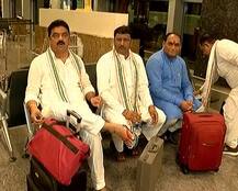 કોંગ્રેસના ધારાસભ્યો સુધી ભાજપ ન પહોંચે માટે 50 લક્ઝુરીયસ કાર સાથે કોંગ્રેસે કરી શું વ્યવસ્થા? જાણો