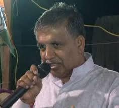 બાબુભાઇ માંગુકિયાએ રાજ્યસભાની ચૂંટણીમાં ટેક્નિકલ મુદ્દો ઉઠાવવામાં મહત્વનો રોલ ભજવ્યો હતો. બાબુ માંગુકિયા પડદા પાછળ રહીને બે મત રદ કરવા અંગેની તમામ પ્રક્રિયા અને તેની લગતી કલમો અને કાગળિયાં તેમણે તૈયાર કર્યા હતા. આ બ્રીફના આધારે કેન્દ્રીય ચૂંટણી પંચ સમક્ષ કોંગ્રેસના રજૂઆતો કરી હતી.