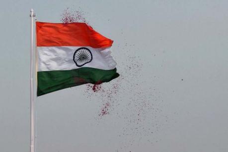 કેંદ્રએ રાજ્યોને મોકલ્યો શાળાઓમાં દેશભક્તિના કાર્યક્રમ કરવાનો પ્રસ્તાવ, પશ્વિમ બંગાળે નકાર્યો