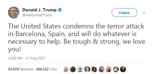 હુમલા બાદ અમેરિકાના રાષ્ટ્રપતિ ડોનાલ્ડ ટ્રંપે ટ્વિટ કર્યું છે, “અમેરિકા સ્પેનના બાર્સેલોનામાં આંતકી હુમલાની નિંદા કરે છે અને અમે સંભવિત સહાય કરીશું.” ફ્રાંસના રાષ્ટ્રપતિ ઇમેનએલ મેક્રોને કહ્યું કે, તેમની સંવેદનાઓ ત્રાસવાદી હુમલાના પીડિતો પ્રત્યે છે. જર્મન ચાંસલર એંજેલા માર્કેલે પણ નિંદા કરી છે. બ્રિટિશ પ્રધાનમંત્રી ટેરીજા મે એ ટ્વિટર પર કહ્યું કે, આંતકવાદી સામે લંડન પણ સ્પેનની સાથે છે.
