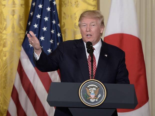 ટ્રંપે ટ્વિટ કર્યું છે કે, ‘જે પણ જરૂરી હોય, તે કરીને ચરમપંથી ઈસ્લામિક આતંકવાદને રોકવું જોઈએ. અદાલતોએ અમને અમારા સુરક્ષાના અધિકાર આપવા જોઈએ. કડક નિયમ હોવા જોઈએ’