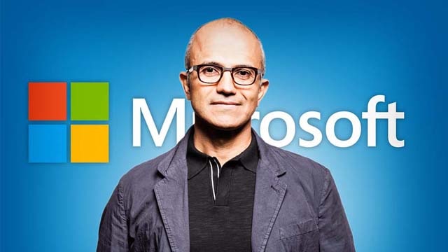 Satya Nadella announces that Microsoft will double the salaries of its employees मायक्रोसॉफ्ट आपल्या कर्मचाऱ्यांचे पगार करणार दुप्पट, सत्या नाडेला यांची घोषणा