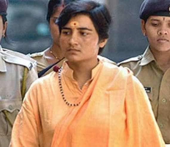 Malegaon Blast Case: साध्वी प्रज्ञा आणि समीर कुलकर्णी यांची दोषमुक्तीसाठीची याचिका मागे, कर्नल पुरोहित मात्र याचिकेवर ठाम BJP Pragya Thakur Withdraws Plea Seeking Discharge In Malegaon Blast Case After Bombay High Court Says Trial At Advanced Stage Malegaon Blast Case: साध्वी प्रज्ञा आणि समीर कुलकर्णी यांची दोषमुक्तीसाठीची याचिका मागे, कर्नल पुरोहित मात्र याचिकेवर ठाम