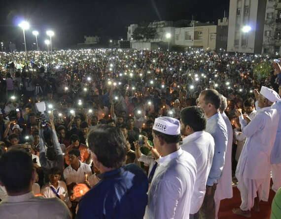 લાલજીએ કહ્યું કે પાટીદાર આંદોલનમાં શહીદ થયેલા પાટીદાર યુવાઓનું બલિદાન એળે ન જવા જોઇએ. આપણે અંદરો અંદર લડાવવા પ્રયાસો થશે. પણ આપણા મત વડે ગદ્દારોને તાકાત બતાવવી પડશે. આંદોલનના બંને સંગઠનો એક સાથે જ રહેશે. 