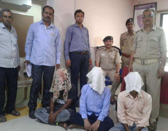 આણંદઃ પરીણિત યુવતીને પાડોશી સાથે બંધાયા સેક્સ સંબંધ, પતિને જાણ થતાં તેણે પ્રેમીને બોલાવીને શું કર્યું ?